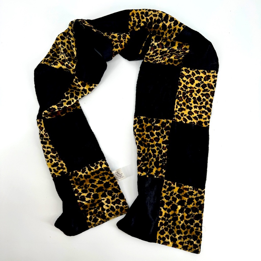 5/$25 Vintage velvet scarf animal cheetah print